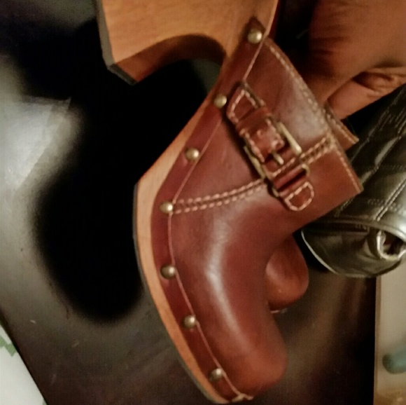 MIA LEATHER CLOGS - Picture 5 of 5